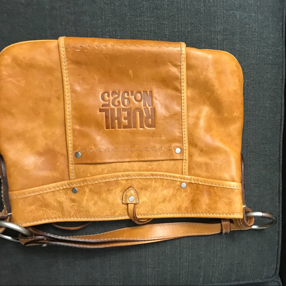 Ruehl No. 925 hand bag
